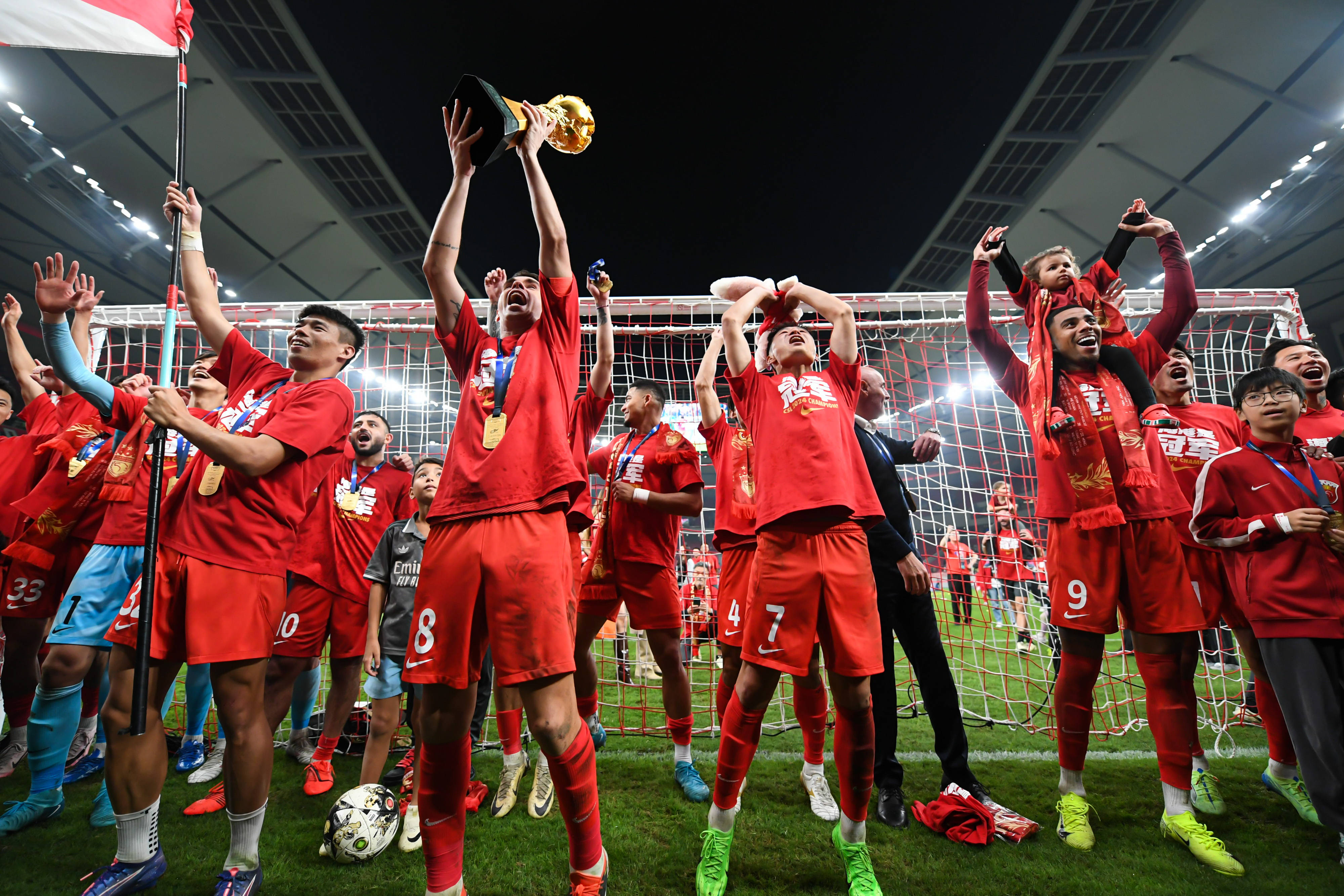 关于中超弱旅突围成功，赛季表现抢眼的信息