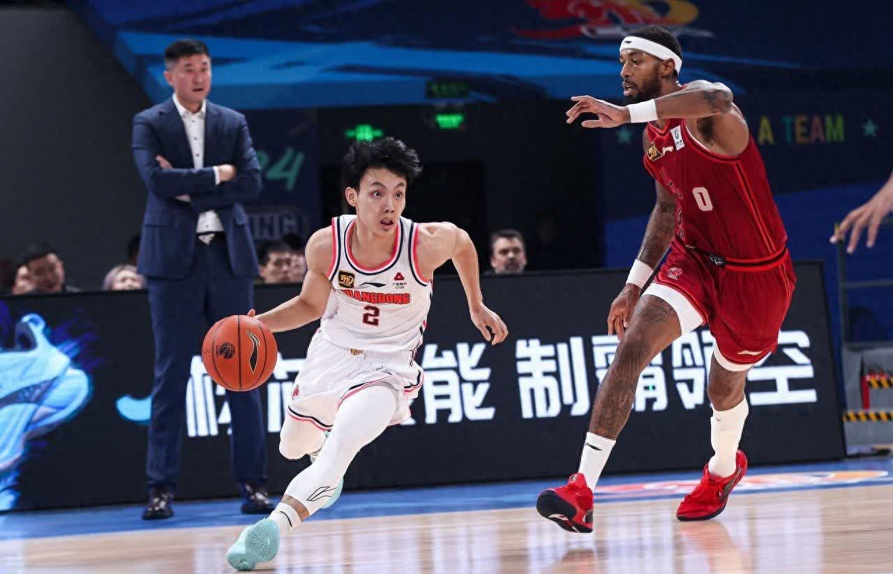 开云体育app-包含广东队内线高效，轻松击败北京首钢的词条