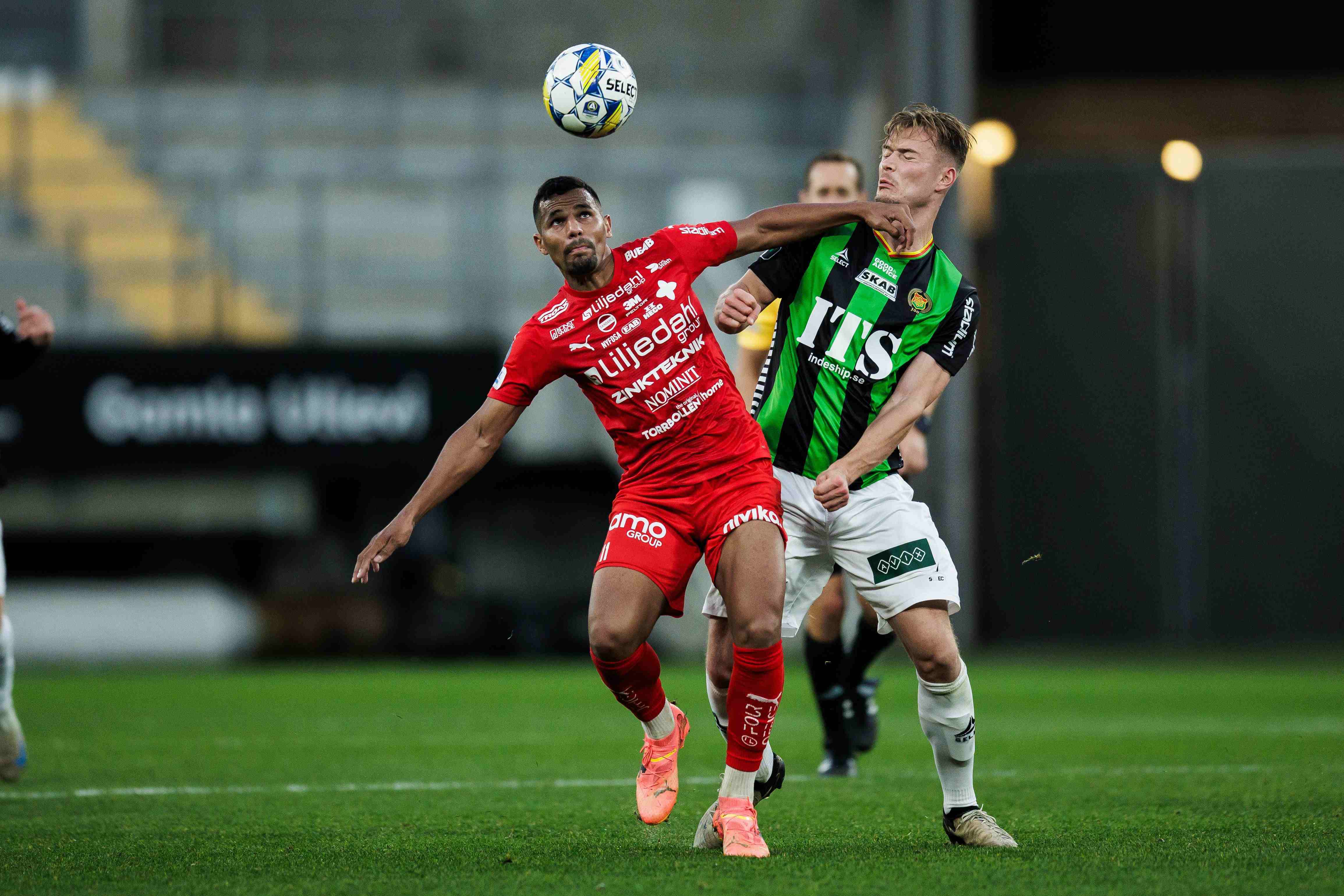 瑞典队凭借绝杀晋级欧洲杯，克罗地亚惨淘汰