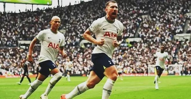 包含热刺主场轻取西汉姆联，主场保持不败的词条