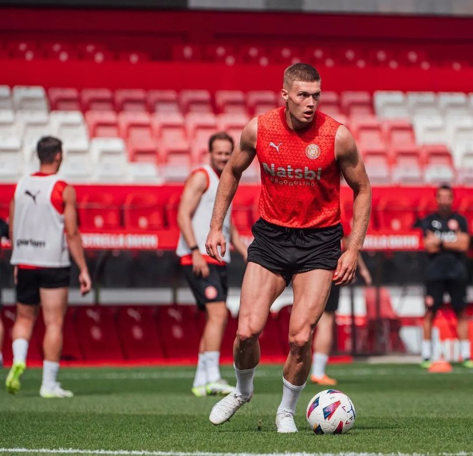 开云体育官网-关于英格兰射手疯狂，轻松胜乌克兰晋级八强！的信息