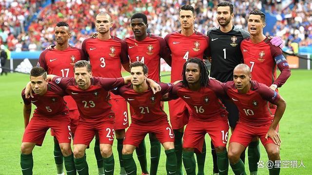 国际足球盛会:球队实力PK赛事风采 国际足球盛会:球队实力PK赛事风采