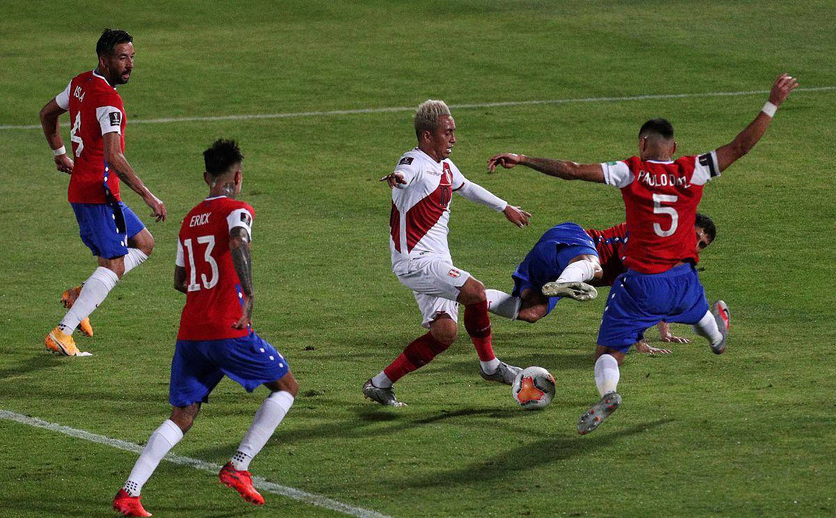 主场作战,球队发挥出色获胜 主场作战,球队发挥出色获胜