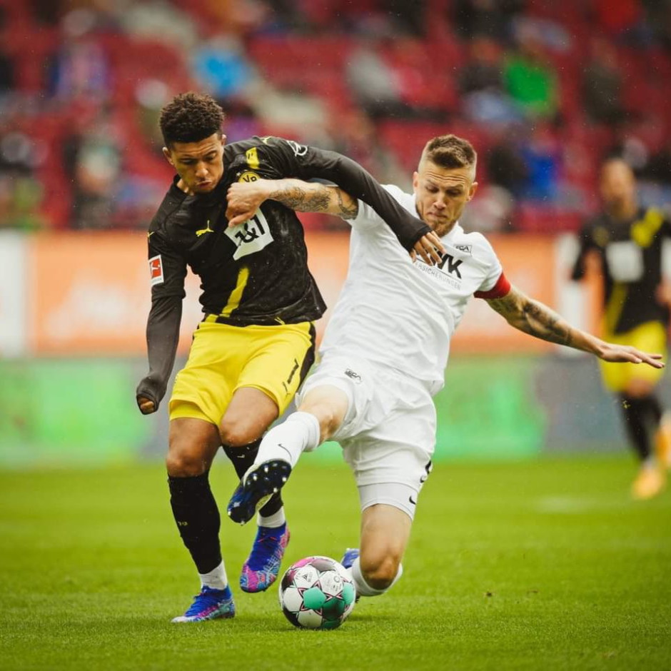 关于奥格斯堡主场获胜,德甲保级形势有望好转的信息 关于奥格斯堡主场获胜,德甲保级形势有望好转的信息