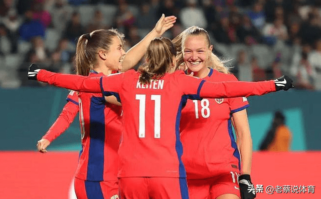 美国女足逆袭，横扫巴西晋级世界杯决赛！