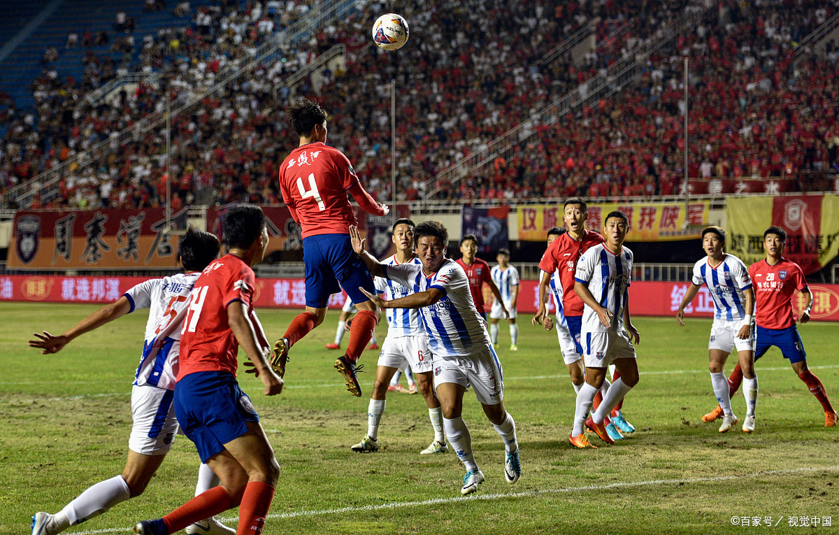 热门足球赛事势如破竹引爆城市狂欢