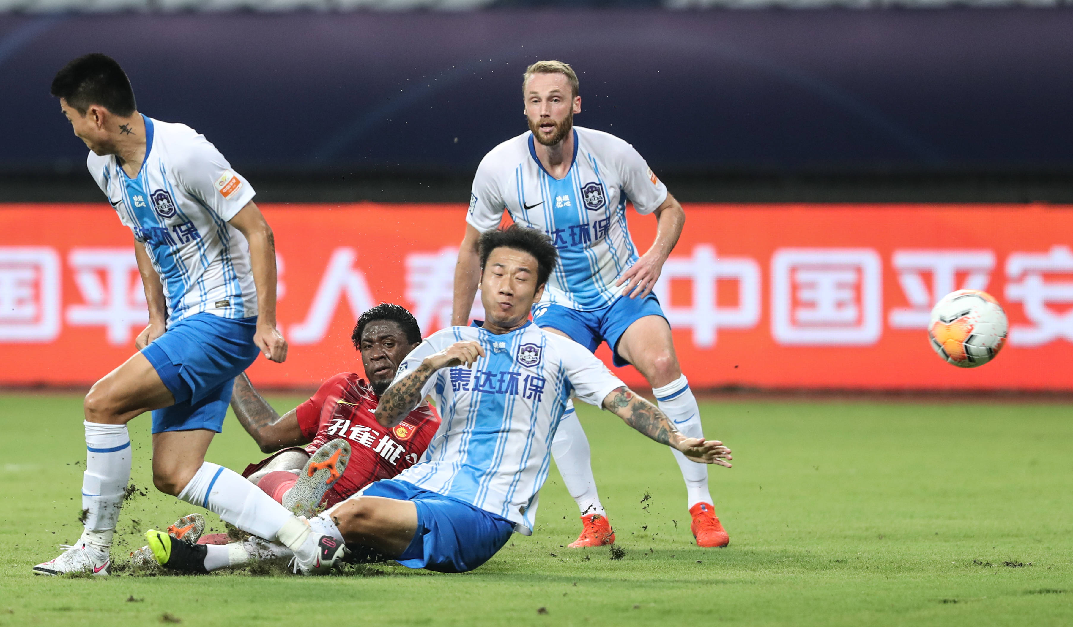 开云下载-重庆力帆客场逼平天津泰达，保持不败纪录的简单介绍