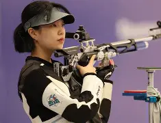 新西兰射击选手米勒斩获男子步枪冠军 新西兰射击选手米勒斩获男子步枪冠军