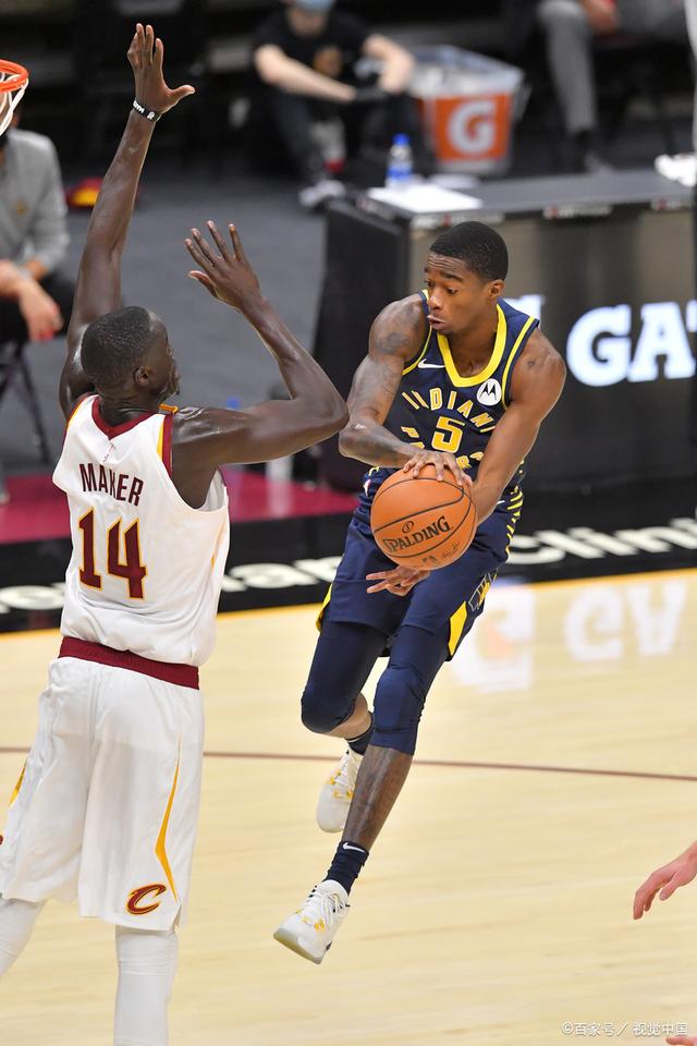 关于雄鹿主场大胜步行者，稳固东部第一的信息