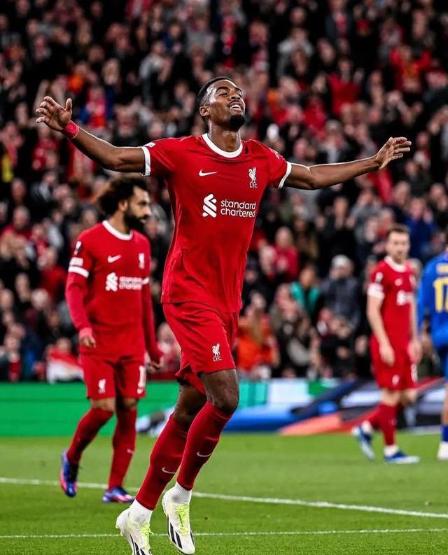 利物浦后卫出色表现获主帅点赞 利物浦后卫出色表现获主帅点赞