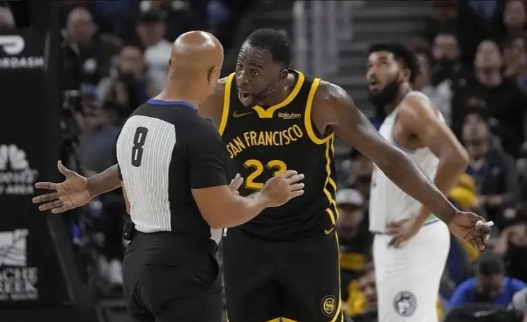 勇士客场惜败掘金，遭遇两连败