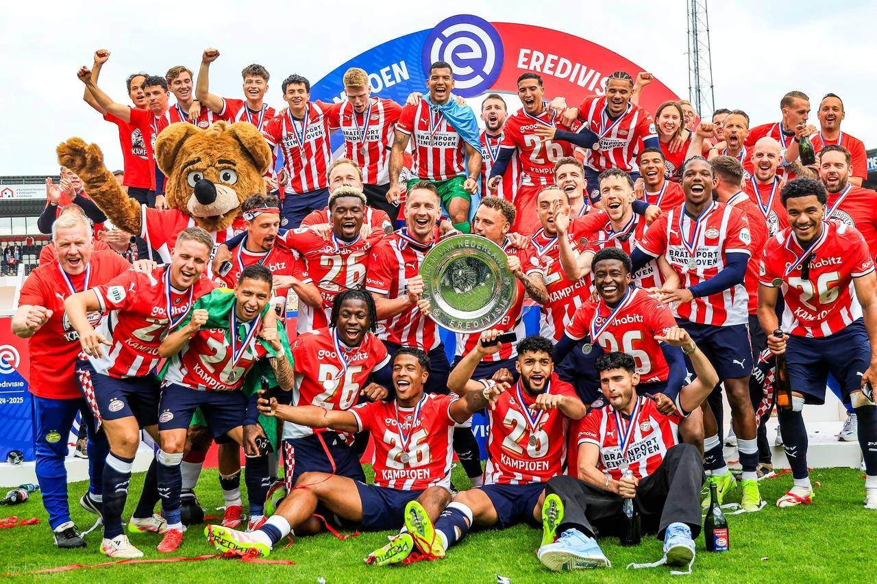 荷兰豪强阿贾克斯迎战PSV埃因霍温,胜者晋级的简单介绍 荷兰豪强阿贾克斯迎战PSV埃因霍温,胜者晋级的简单介绍