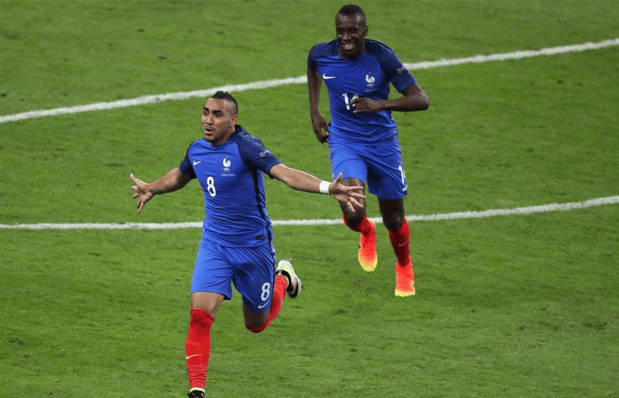 智利队登上跨国胜利之巅 智利队登上跨国胜利之巅