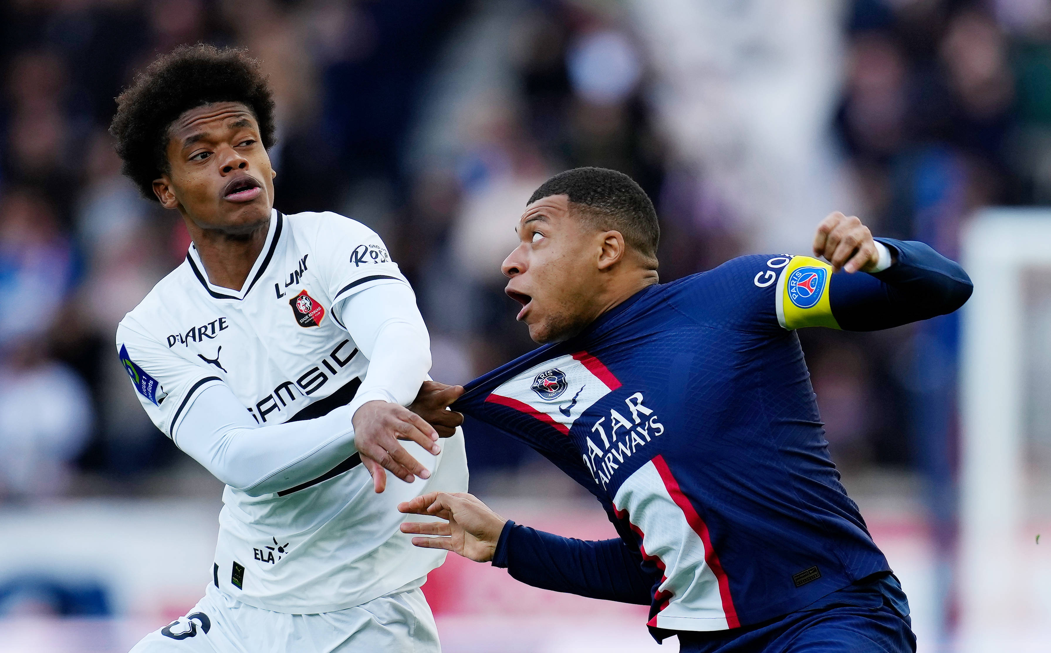 巴黎圣日耳曼继续领跑,实力稳定 巴黎圣日耳曼继续领跑,实力稳定