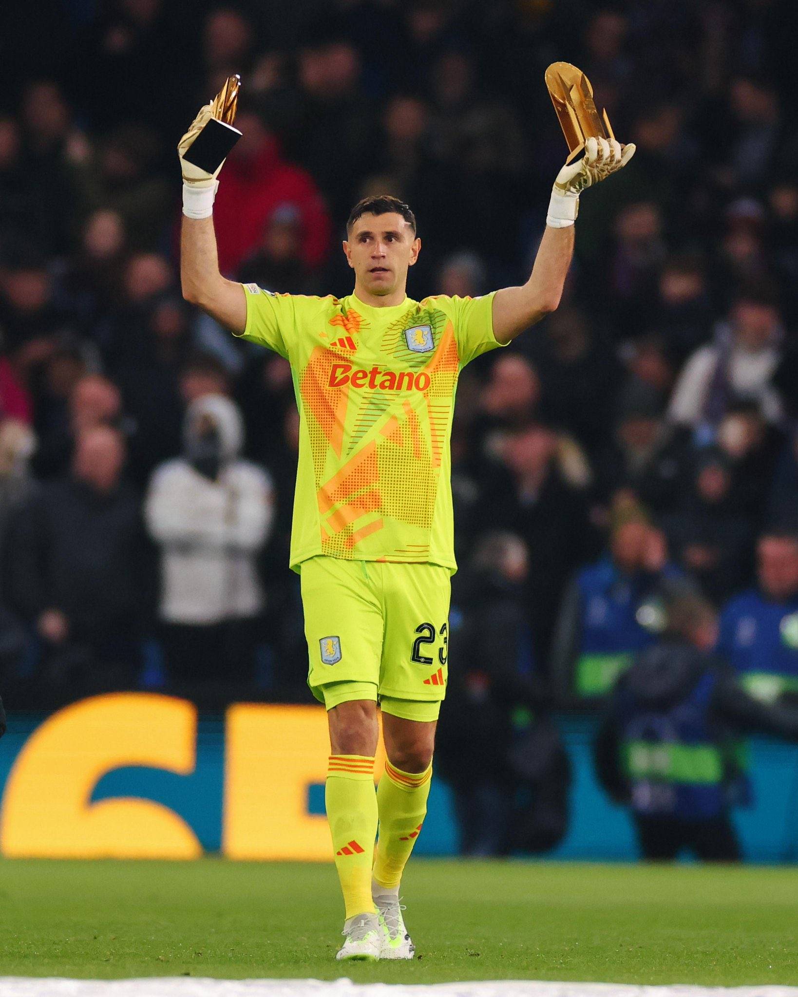 欧洲预选赛中，阿根廷队的精神力量感人至深！