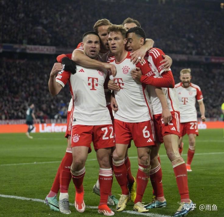 拜仁慕尼黑客场击败阿森纳，暂列小组第二的简单介绍