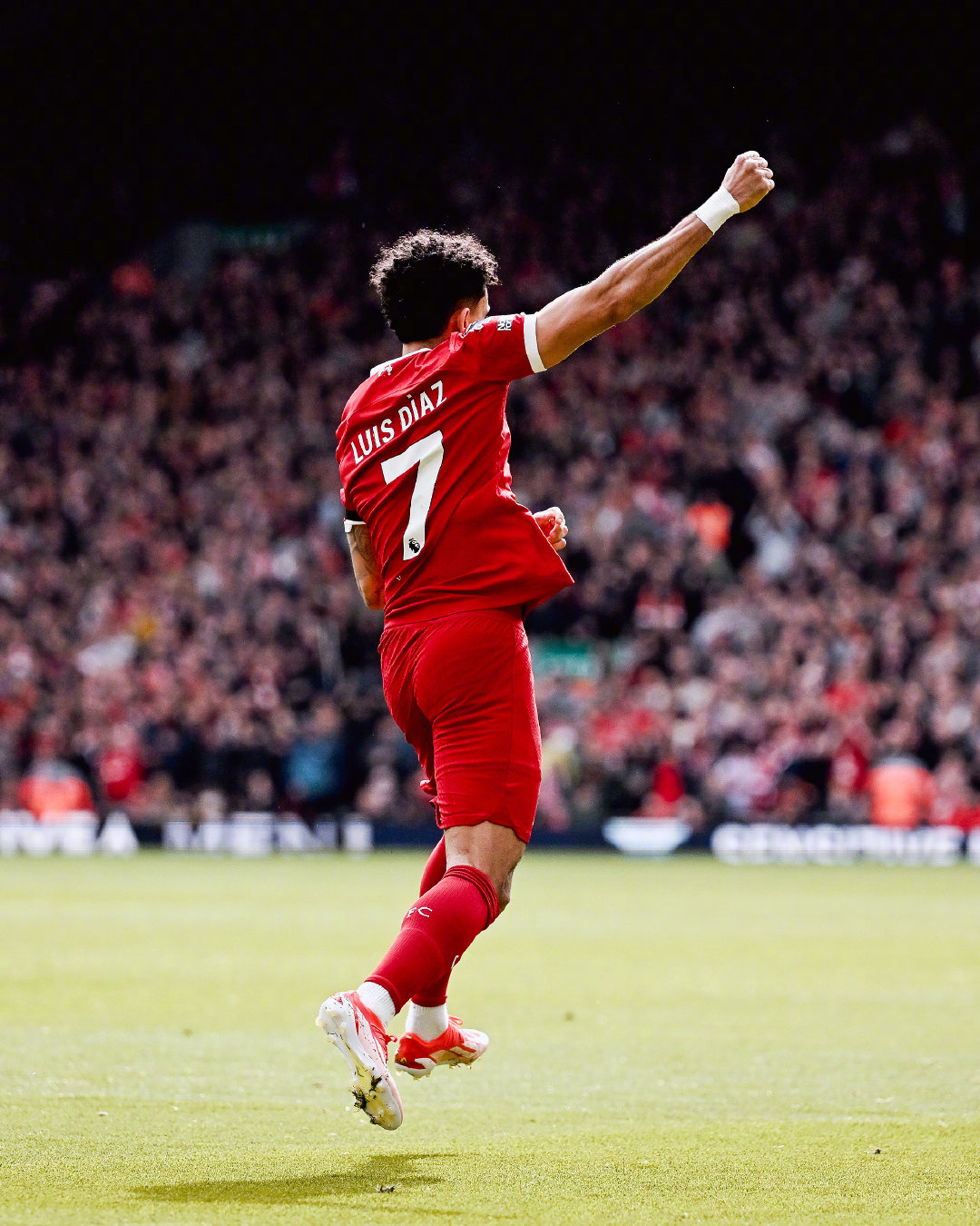 利物浦2比1战胜布莱顿，实现主场两连胜