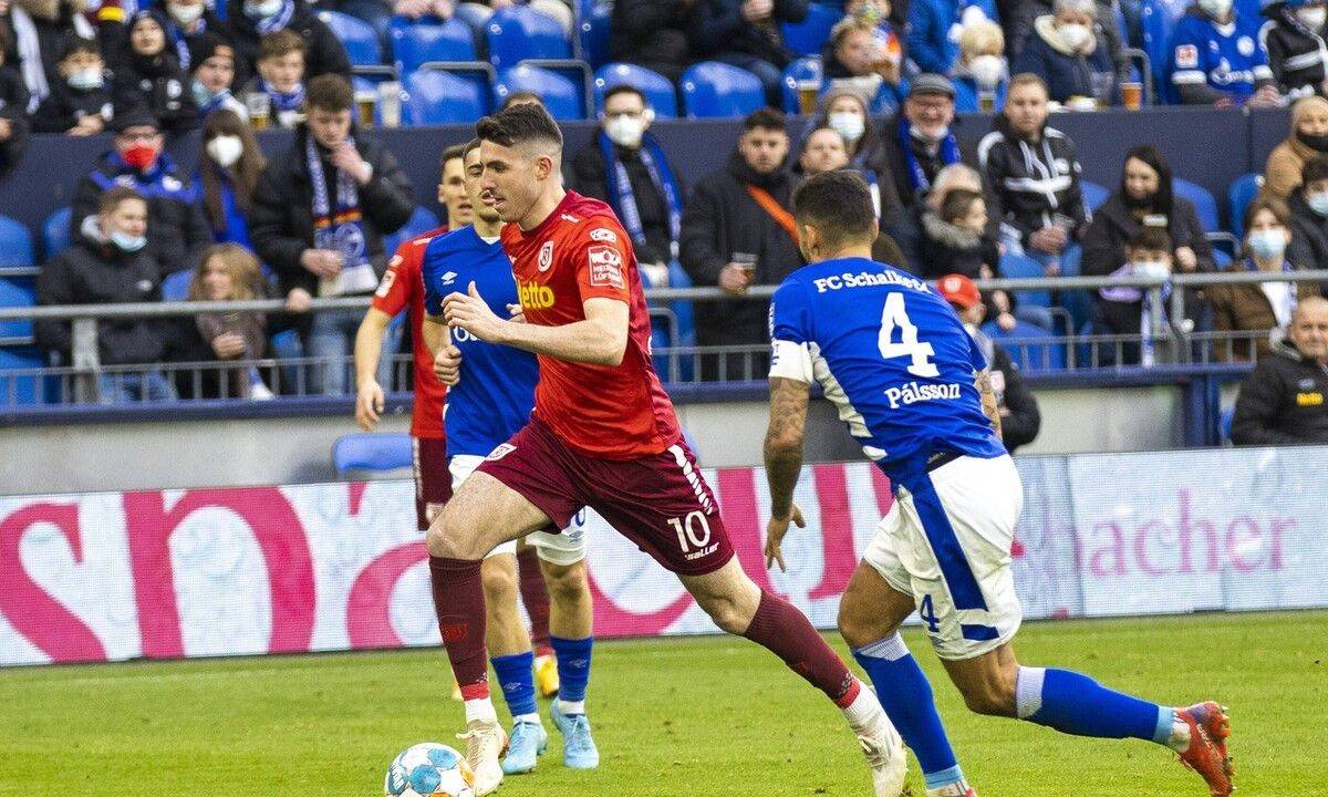 沙尔克遭遇惨败，战绩忧心不已的简单介绍